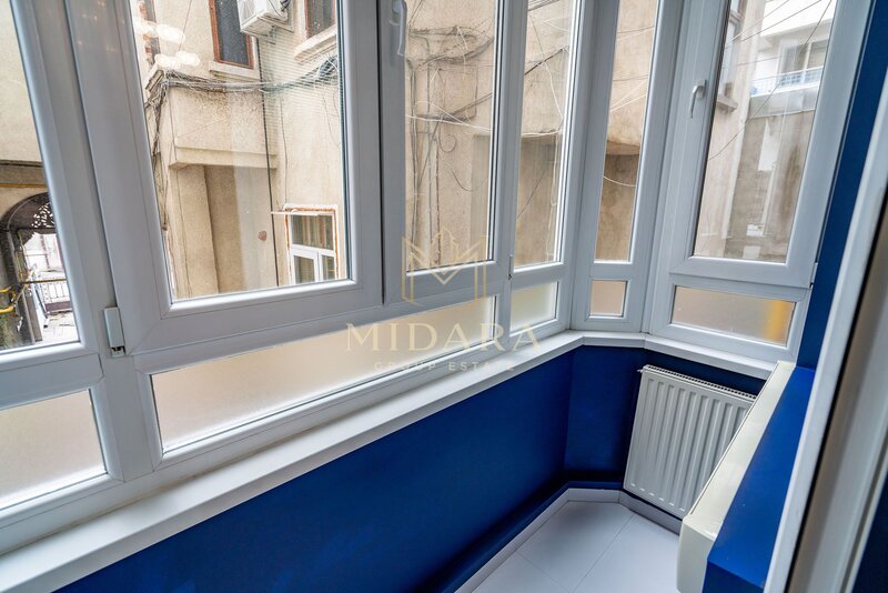 Aurel Vlaicu, 2 camere, mobilat, utilat, top, etaj 1, 107.000 €.